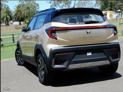 2025 Mahindra XUV3XO AX7L