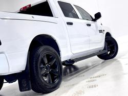 2021 RAM 1500 Express DS MY21 4X4 Dual Range Bright White