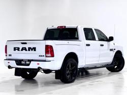 2021 RAM 1500 Express DS MY21 4X4 Dual Range Bright White