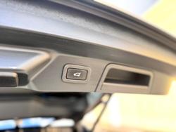 2019 Land Rover Range Rover Velar P250 R-Dynamic S L560 MY20 AWD Fuji White