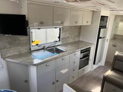 2020 Design RV Forerunner Van 5, 20'
