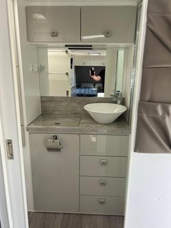 2020 Design RV Forerunner Van 5, 20'