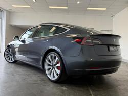 2019 Tesla Model 3 Performance