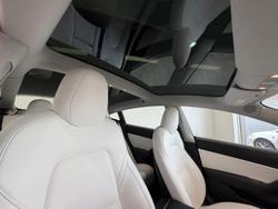 2019 Tesla Model 3 Performance