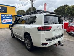 2022 Toyota Landcruiser Sahara ZX