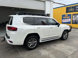 2022 Toyota Landcruiser Sahara ZX