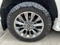 2022 Toyota Landcruiser Sahara ZX