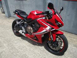 2019 Honda CBR650R RED