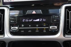 2022 Kia Sorento Sport