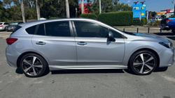 2017 Subaru Impreza 2.0i-S