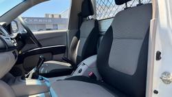 2013 Mitsubishi Triton GL