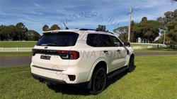 2025 Ford Everest Black Edition