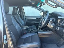 2022 Toyota Hilux Rogue GUN126R 4X4 Dual Range Graphite