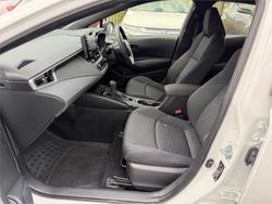 2022 TOYOTA COROLLA ASCENT SPORT HYBRID