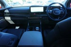 2024 Kia Carnival GT-Line HEV