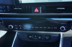 2024 Kia Carnival GT-Line HEV