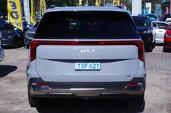 2024 Kia Carnival GT-Line HEV