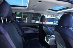 2024 Kia Carnival GT-Line HEV