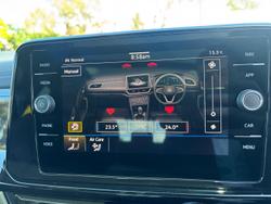 2025 Volkswagen T-Roc 140TSI R-Line