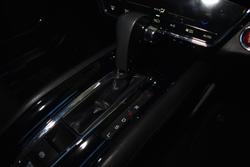 2017 Honda HR-V VTi-S