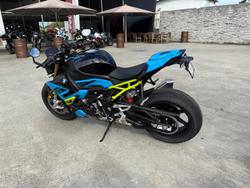 2025 BMW S 1000 R Race