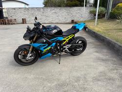 2025 BMW S 1000 R Race