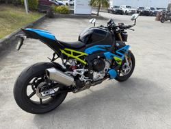 2025 BMW S 1000 R Race