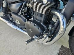 2011 Triumph THUNDERBIRD Black