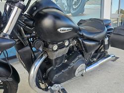 2011 Triumph THUNDERBIRD Black
