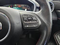2022 MG HS Plus EV Essence