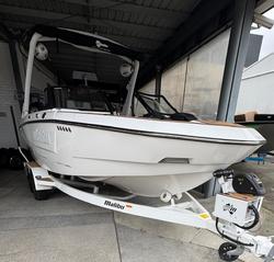 2024 Malibu Wakesetter 21 LX
