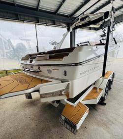2024 Malibu Wakesetter 21 LX