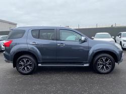 2020 Isuzu MU-X LS-T