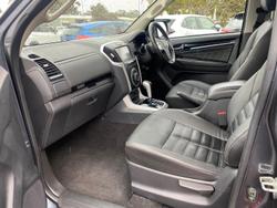 2020 Isuzu MU-X LS-T