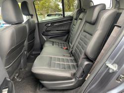 2020 Isuzu MU-X LS-T