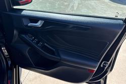 2021 Ford Focus ST-Line