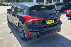 2021 Ford Focus ST-Line