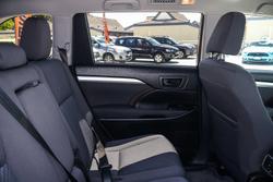 2015 Toyota Kluger GX