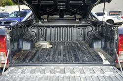 2017 Toyota Hilux SR5