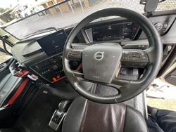 2022 Volvo Fh600 Globetrotter 131 Tonne Gcm. B DOUBLE/ROAD TRAIN