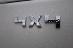 2022 Isuzu N Series NPS75-155 4X4 Dropside Tray with Crane White