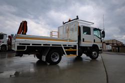 2022 Isuzu Nps75-155 4x4 Tray with Crane White