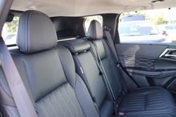2025 Mitsubishi Outlander Exceed