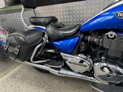 2015 Triumph THUNDERBIRD LT BLUE