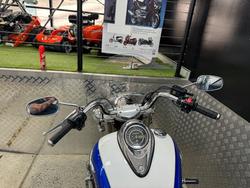 2015 Triumph THUNDERBIRD LT BLUE