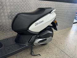 2020 PEUGEOT KISBEE 50 2T WHITE