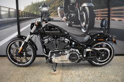 2018 Harley-davidson FXBR BREAKOUT BLACK