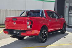 2021 Nissan Navara ST-X