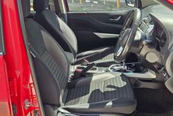 2021 Nissan Navara ST-X