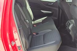 2021 Nissan Navara ST-X